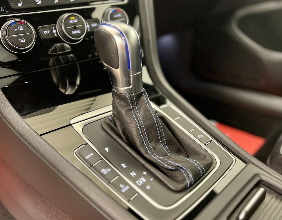 VW Golf VII 1,4 GTE DSG 5d