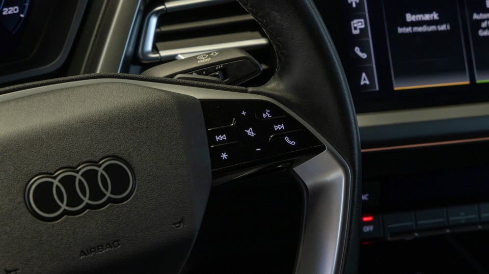 Audi Q4 e-tron 40 S-line Sportback 5d