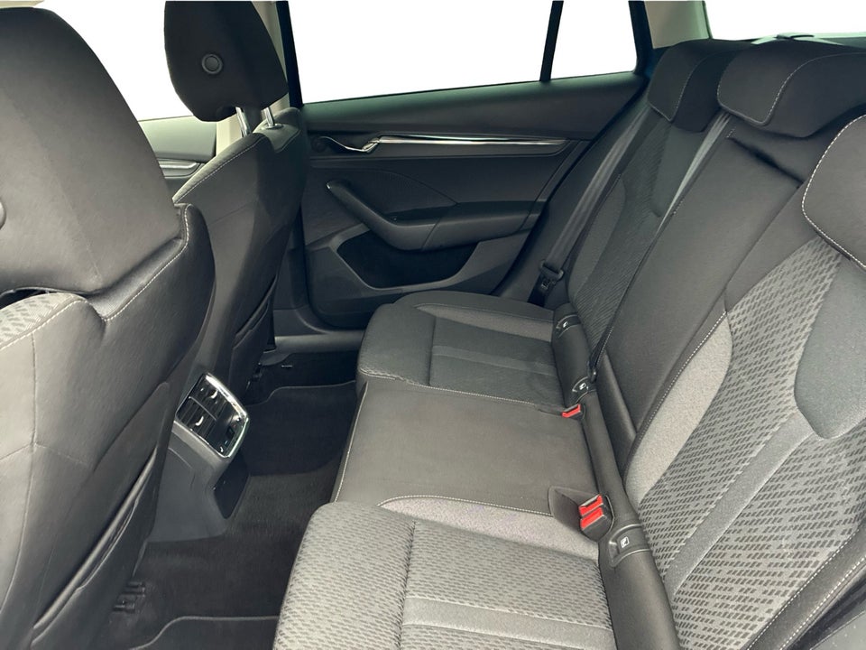 Skoda Octavia 1,4 TSi iV Style Combi DSG 5d