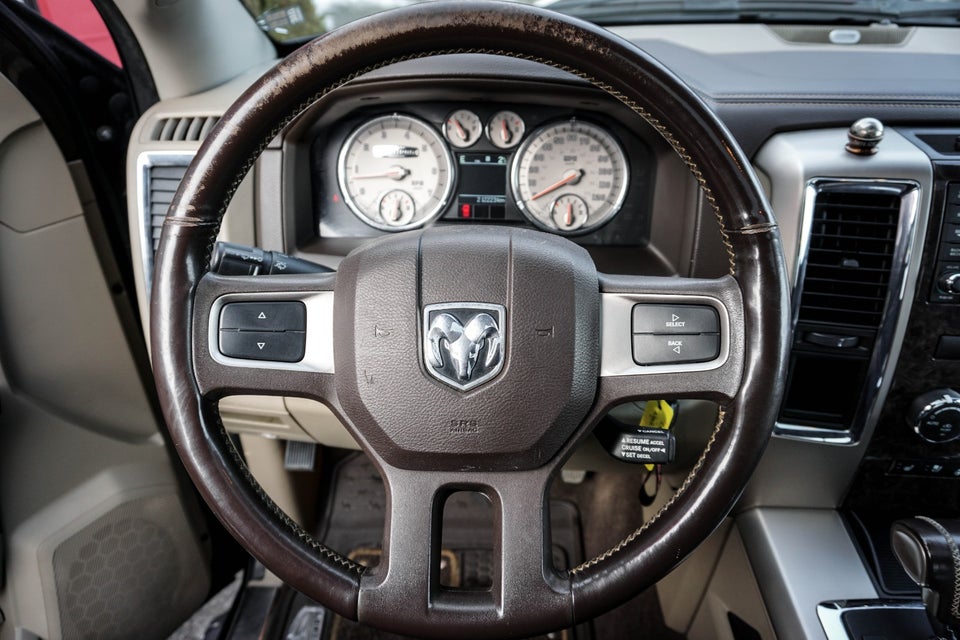 Dodge RAM 1500 5,7 Laramie Longhorn 4d