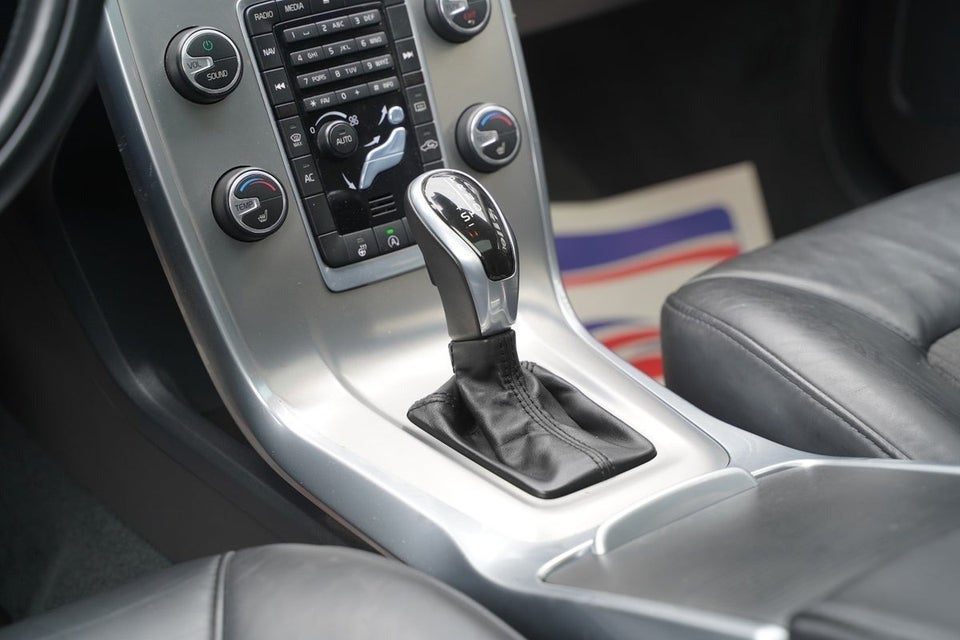 Volvo V70 1,6 D2 115 Momentum aut. 5d