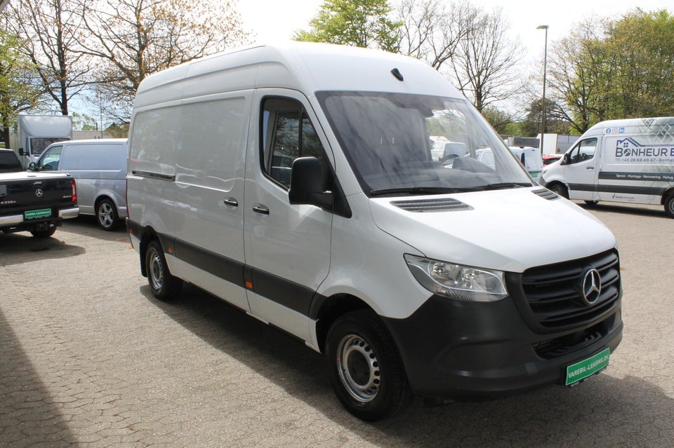 Mercedes Sprinter 317 2,0 CDi A2 Kassevogn aut. RWD