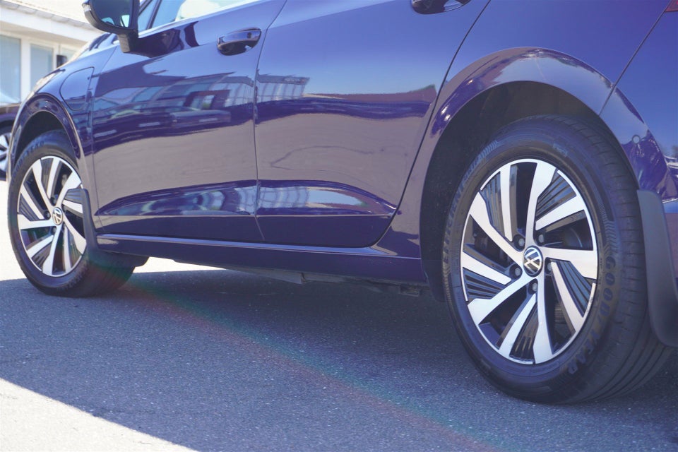 VW Golf VIII 1,4 eHybrid DSG 5d