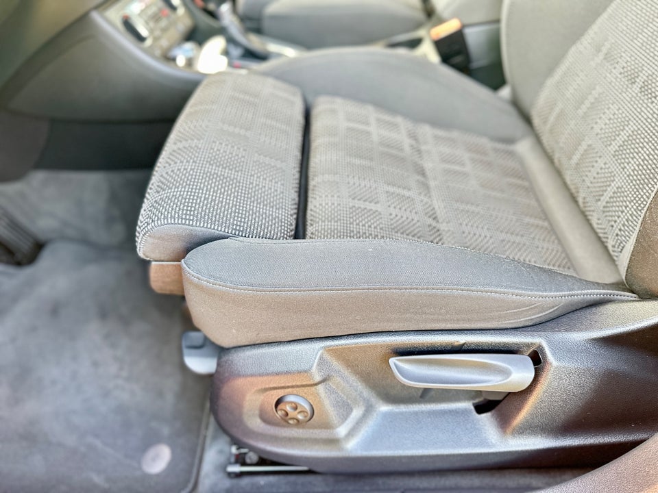 Audi Q3 1,4 TFSi 150 Sport S-tr. 5d