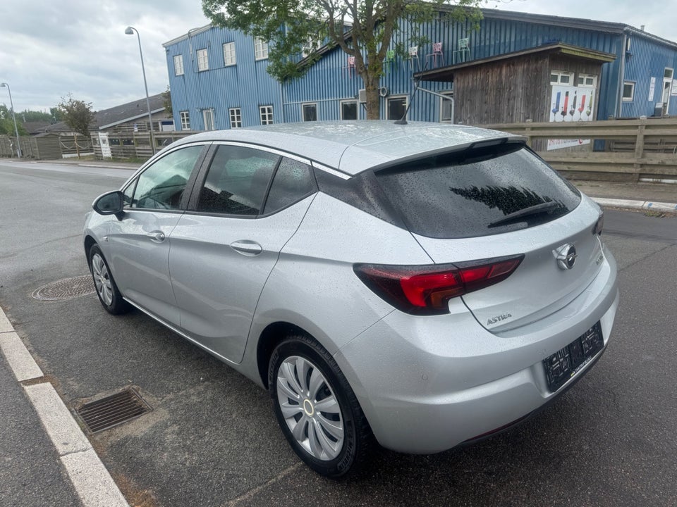 Opel Astra 1,0 T 105 Enjoy 5d