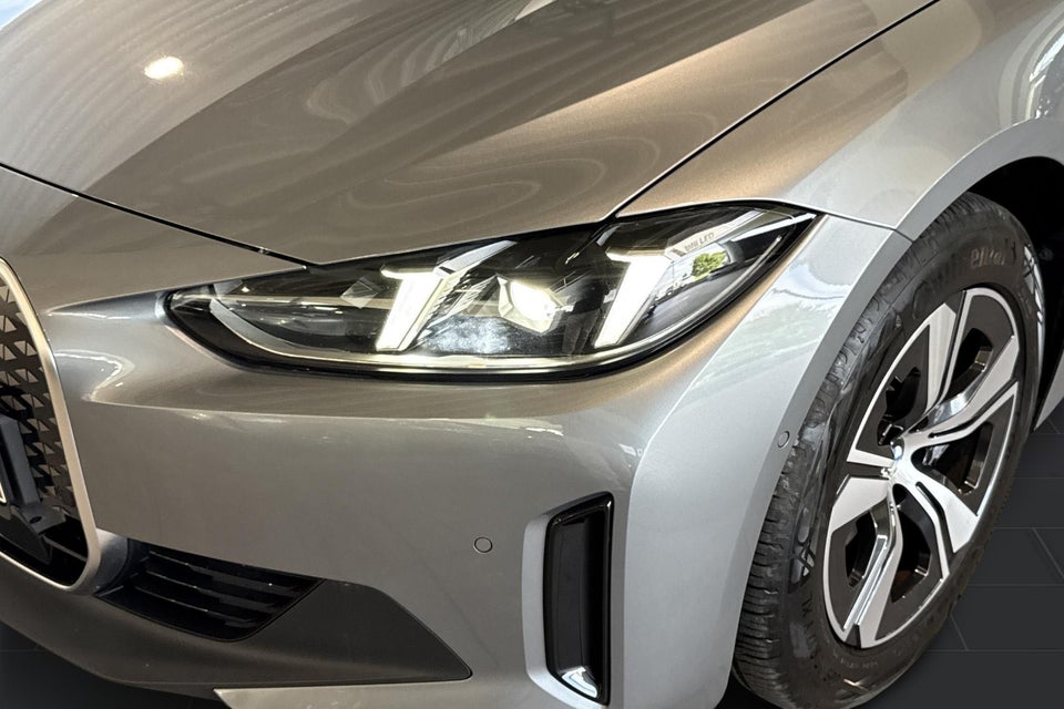 BMW i4 xDrive40 5d