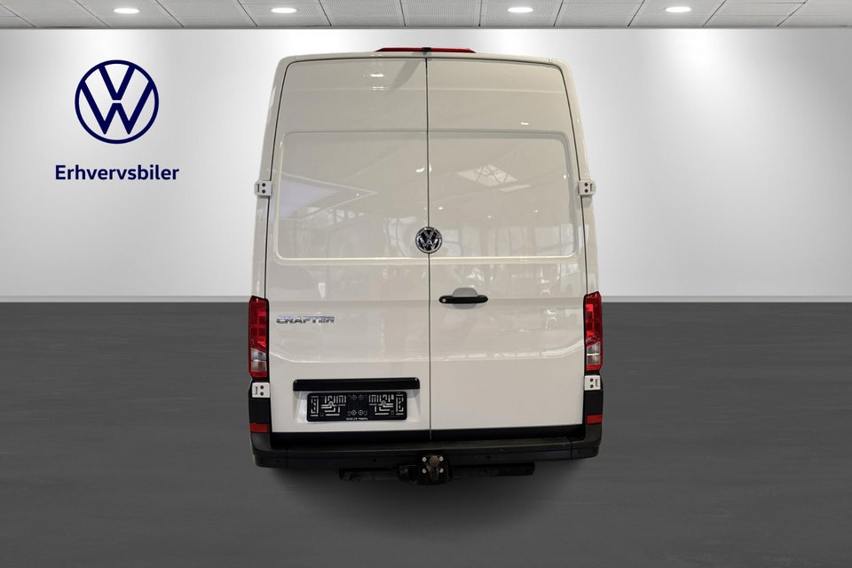 VW Crafter 35 2,0 TDi 140 Kassevogn L3H3 aut.