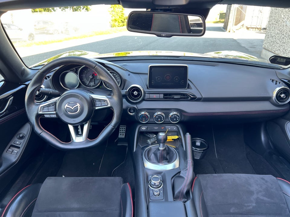 Mazda MX-5 2,0 SkyActiv-G 160 RF Sport 2d