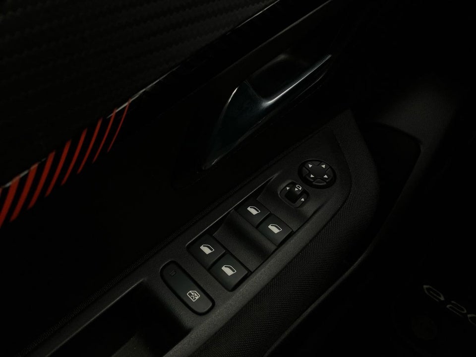 Peugeot e-208 50 Active Pack 5d