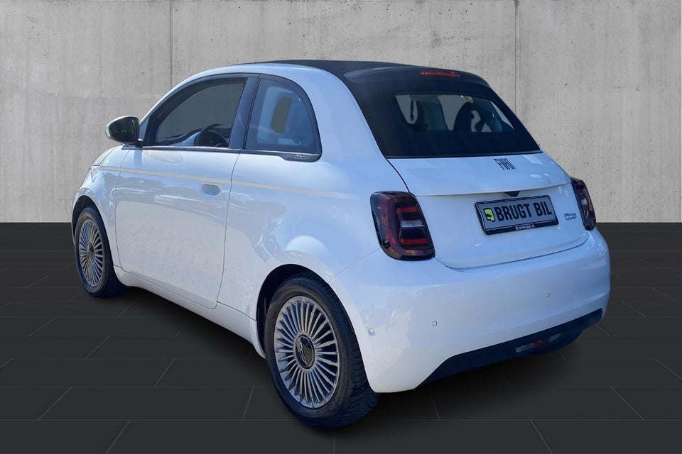Fiat 500e 42 Icon Cabrio 2d