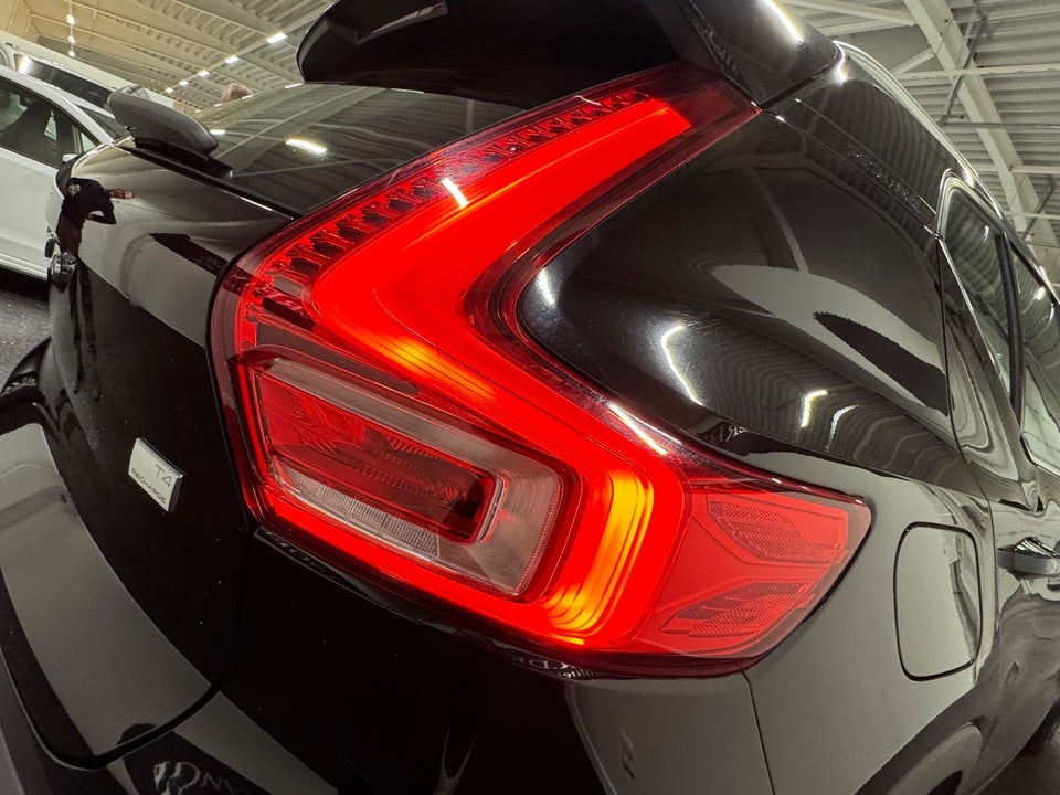 Volvo XC40 1,5 T4 ReCharge R-Design aut. 5d