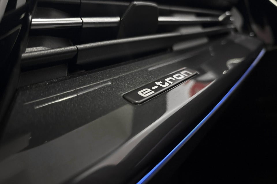 Audi Q4 e-tron 45 Ultra quattro 5d