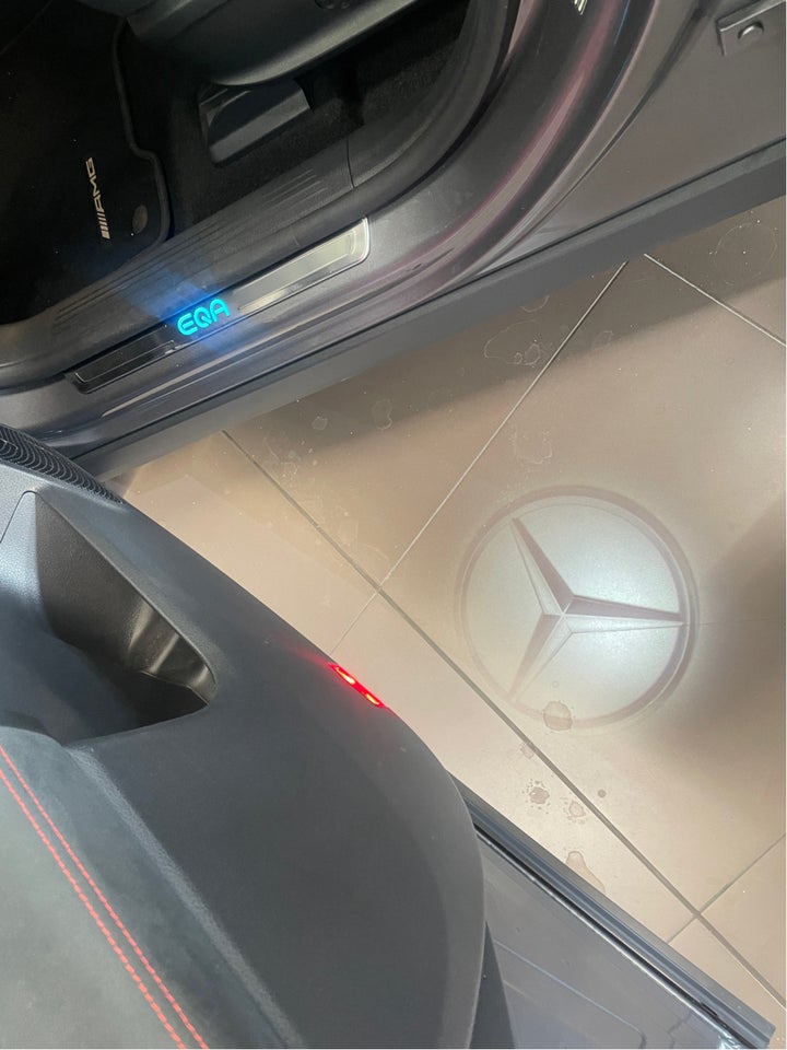 Mercedes EQA250+ AMG Premium 5d