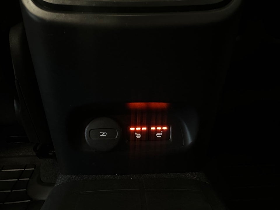 Volvo XC40 P6 ReCharge Plus 5d