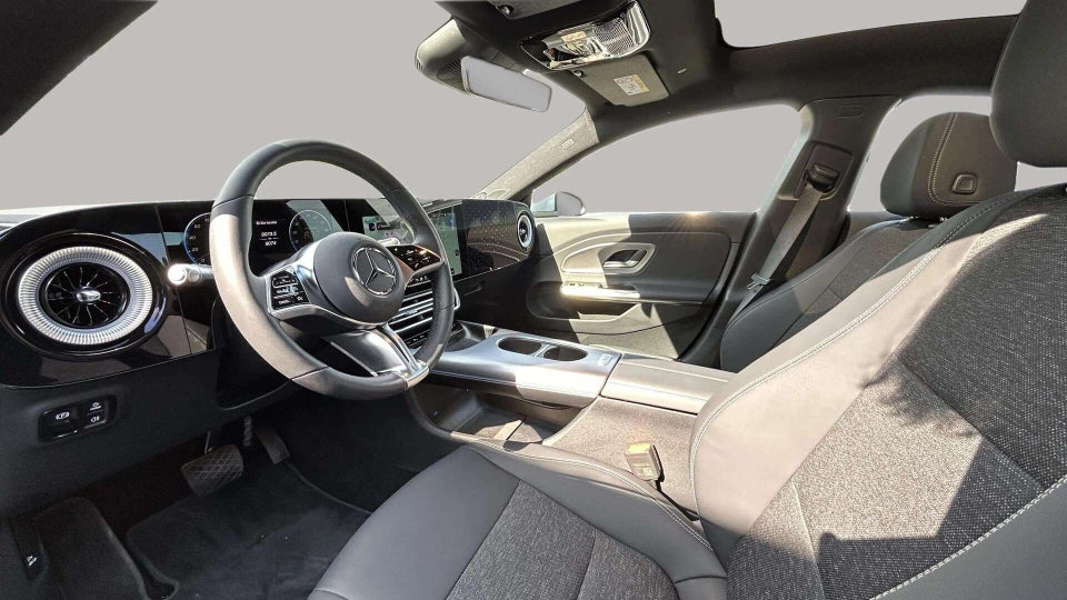 Mercedes CLA250+ electric Progressive Advance Plus 4d