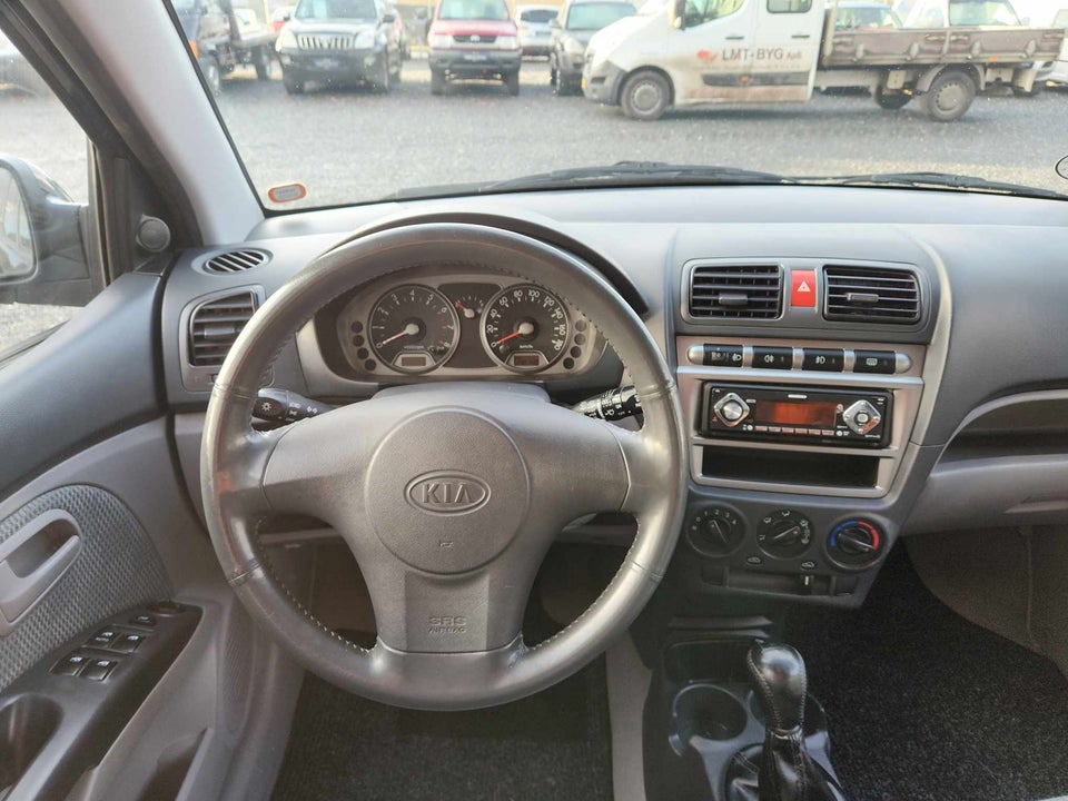 Kia Picanto 1,0 EX 5d