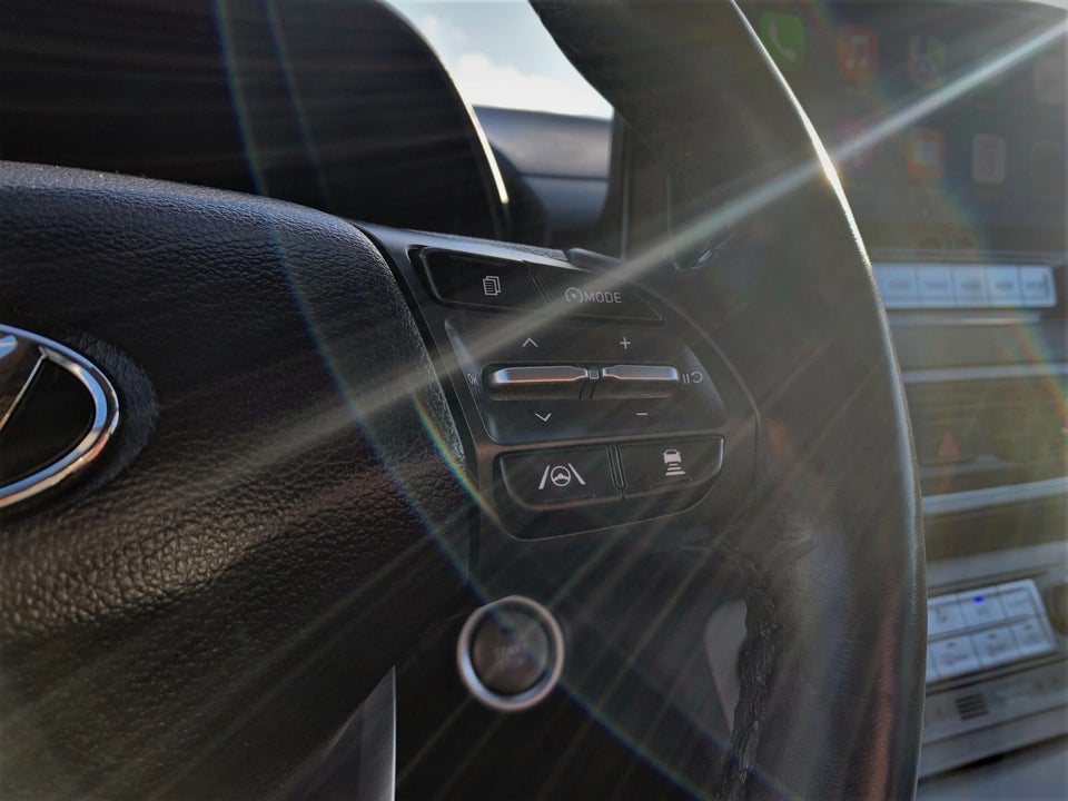 Hyundai Kona 64 EV Advanced 5d