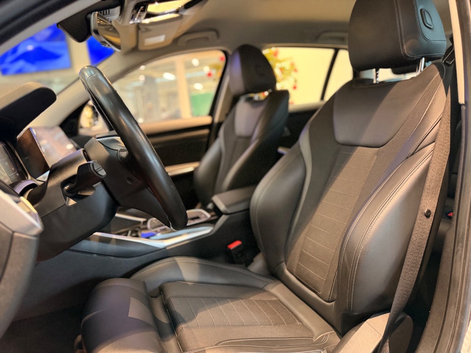 BMW 320d 2,0 Touring Sport Line aut. 5d