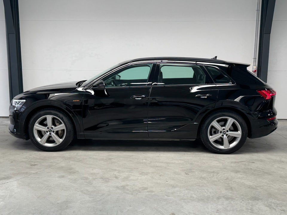 Audi e-tron 55 quattro 5d