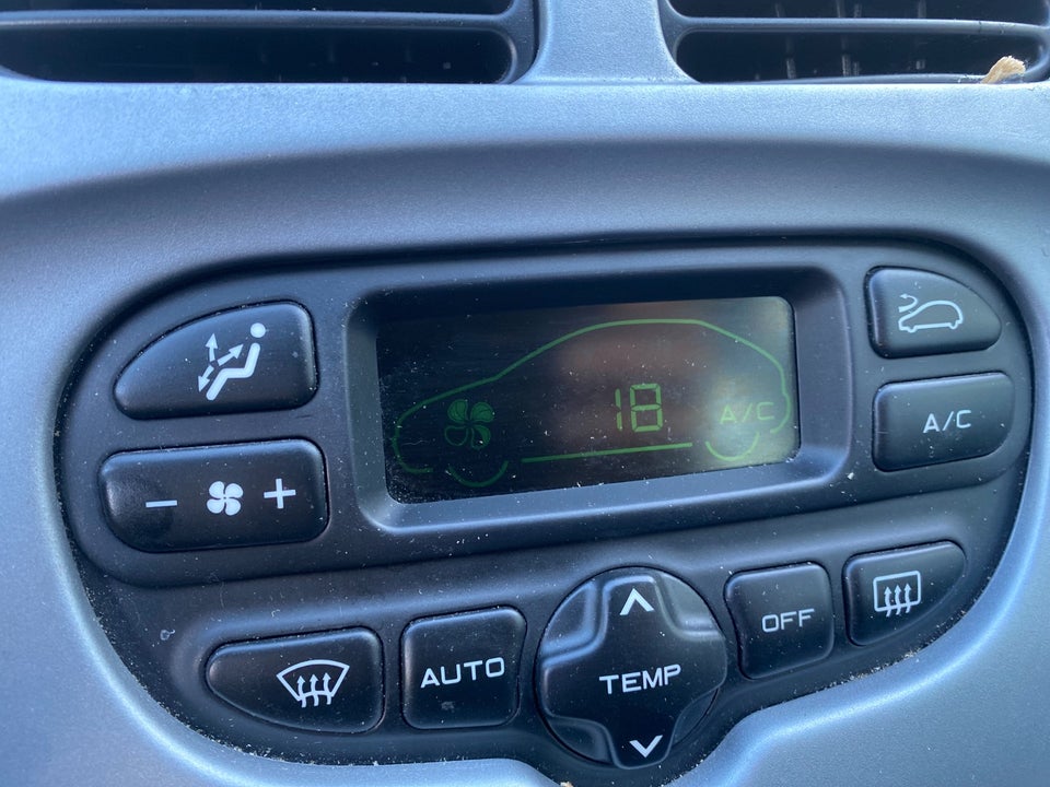 Citroën Xsara Picasso 1,6i 16V 110 Exclusive 5d