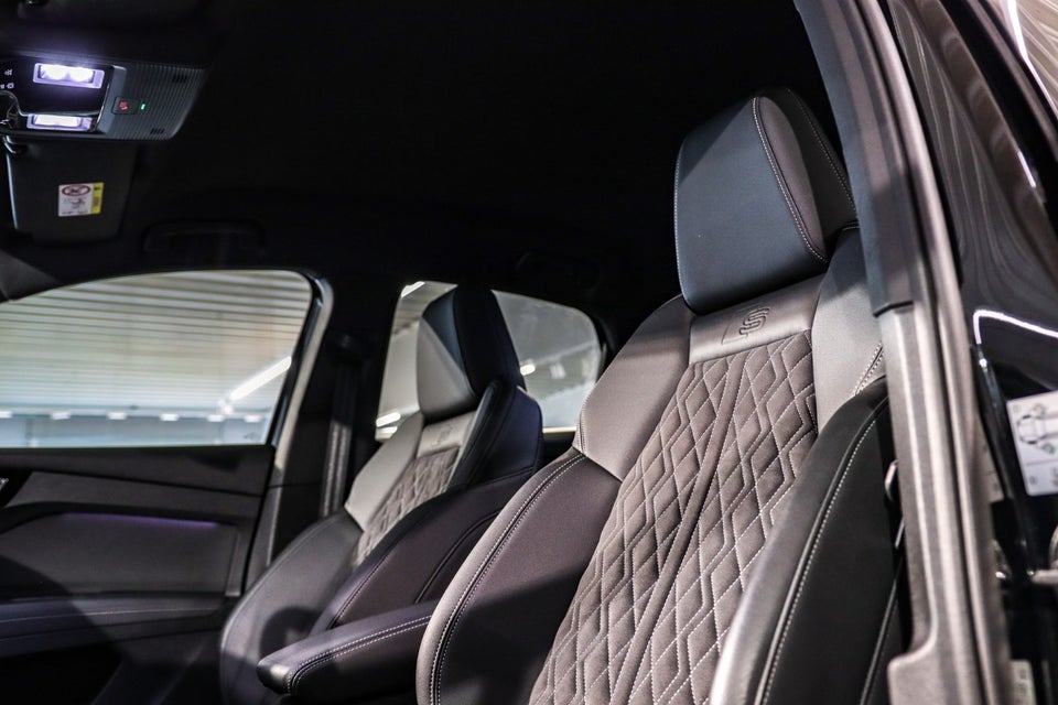 Audi Q4 e-tron 45 S-line Sportback quattro 5d