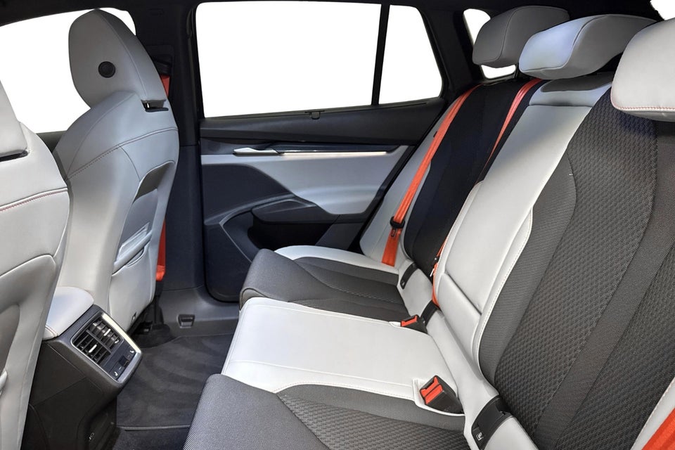 Skoda Elroq 85 iV Advanced 5d