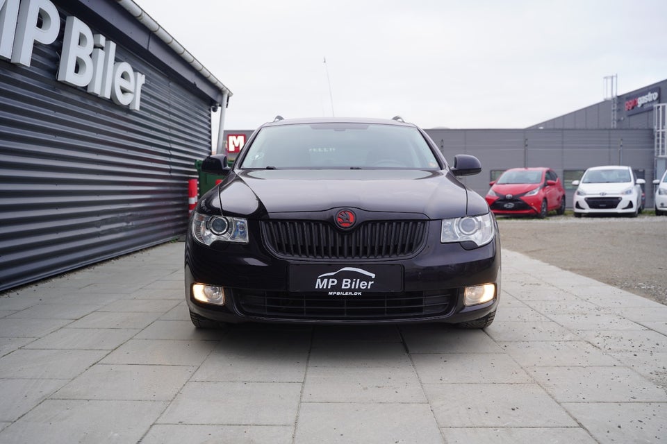 Skoda Superb 1,8 TSi 160 Elegance Combi 5d