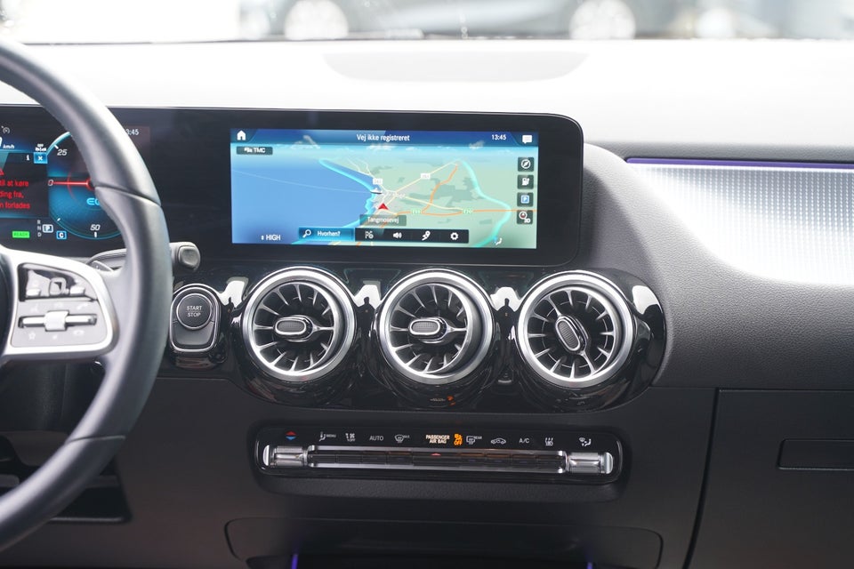 Mercedes EQA250 Progressive 5d