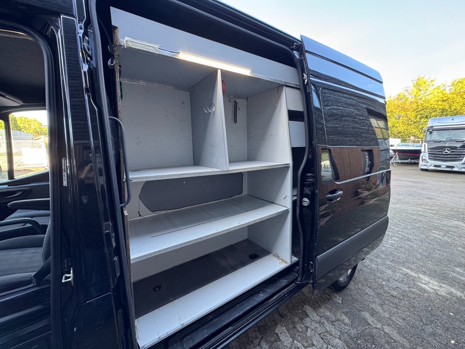 Mercedes Sprinter 319 3,0 CDi A2 Kassevogn RWD