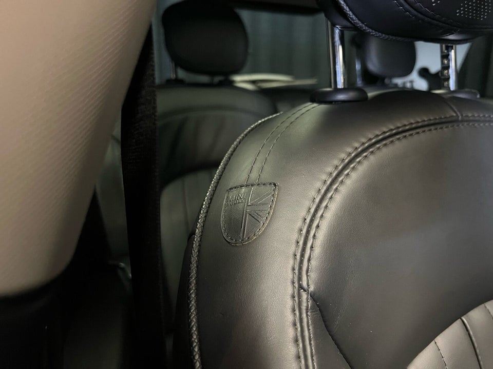 MINI Cooper SE Yours Lounge 3d