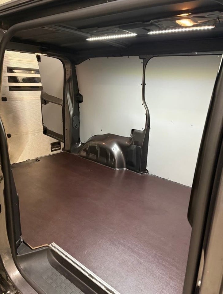 Peugeot Expert 2,0 BlueHDi 177 L2 Ultimate EAT8 Van