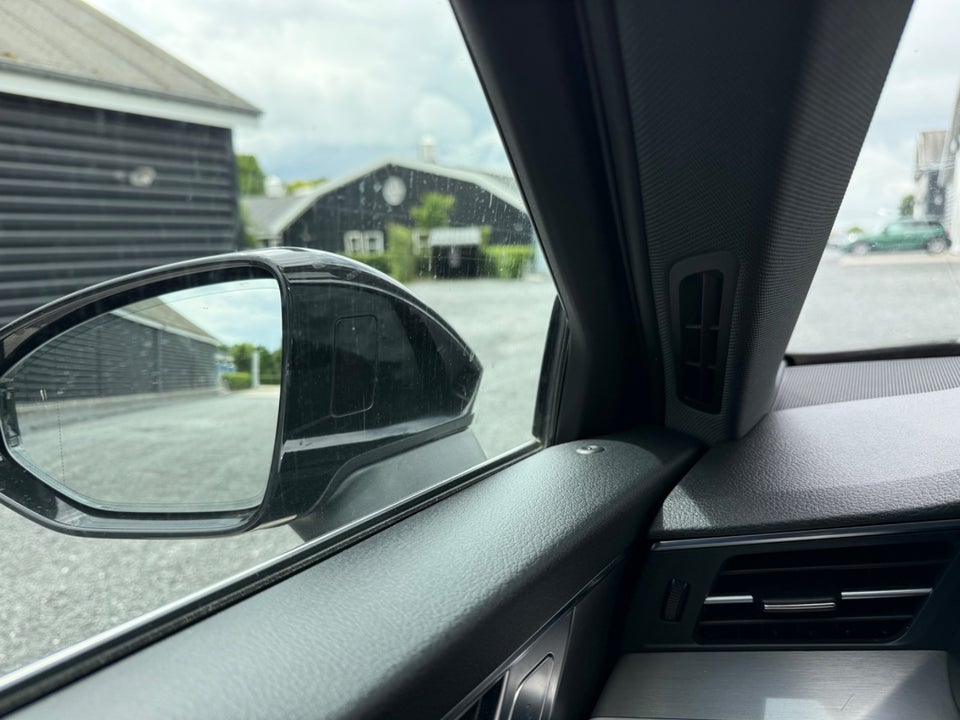 Audi A6 45 TFSi Avant S-tr. 5d