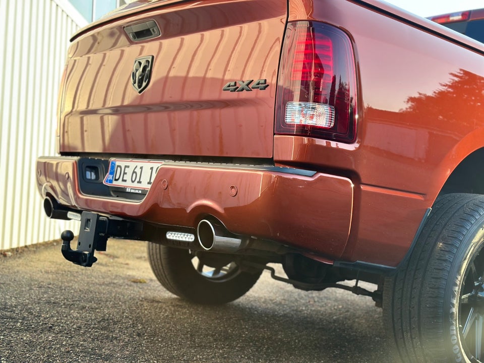 Dodge RAM 1500 5,7 V8 Longhorn Crew Cab aut. 4x4 4d