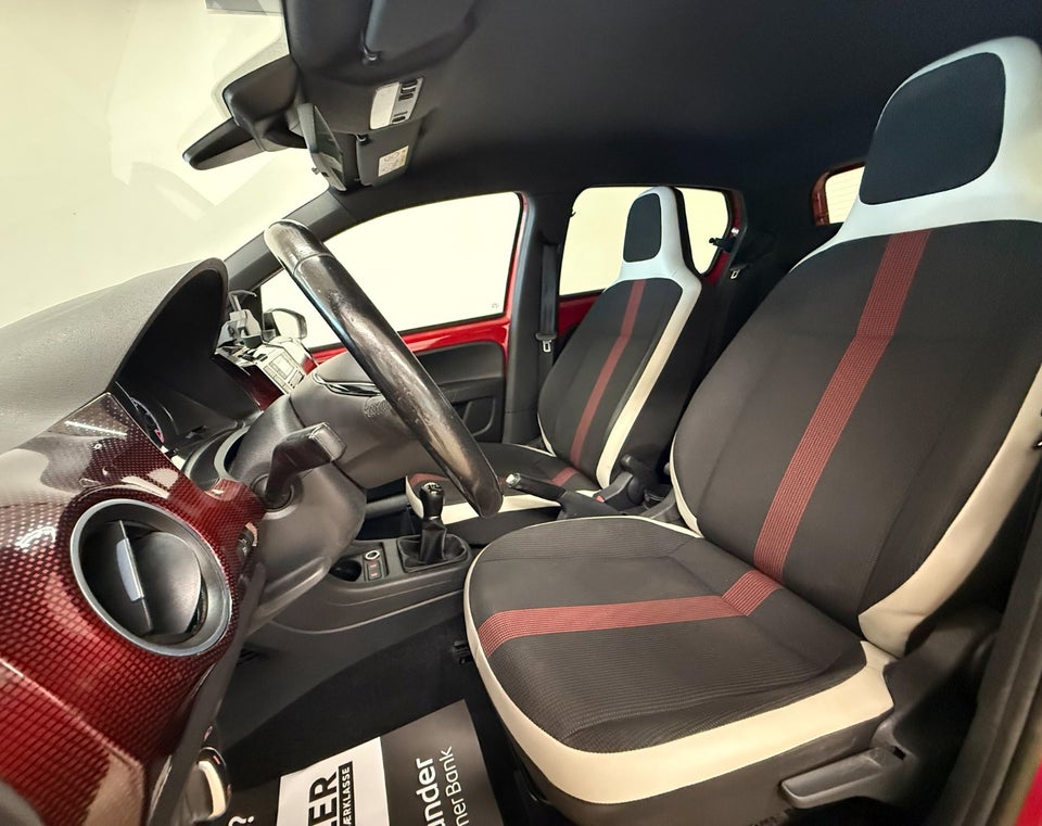 VW Up! 1,0 TSi 90 High Up! BMT 5d