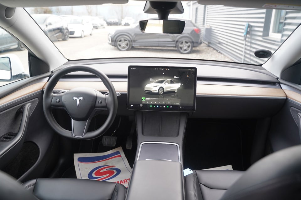 Tesla Model Y Long Range AWD 5d
