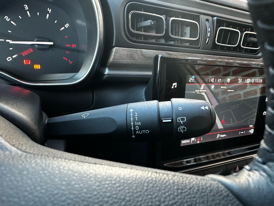 Citroën C3 1,2 PureTech 83 Shine Sport 5d