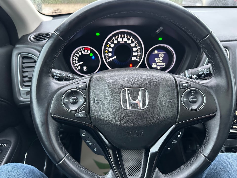 Honda HR-V 1,5 i-VTEC Executive CVT 5d