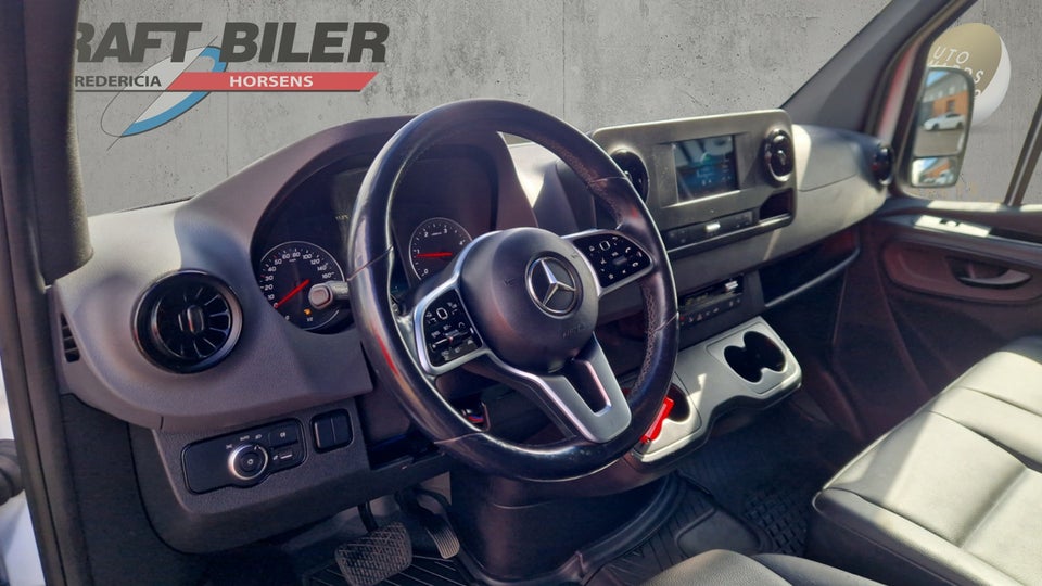 Mercedes Sprinter 317 2,0 CDi A2 Kassevogn aut. RWD