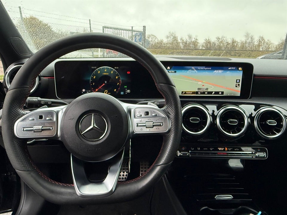 Mercedes A200 1,3 AMG Line aut. 5d