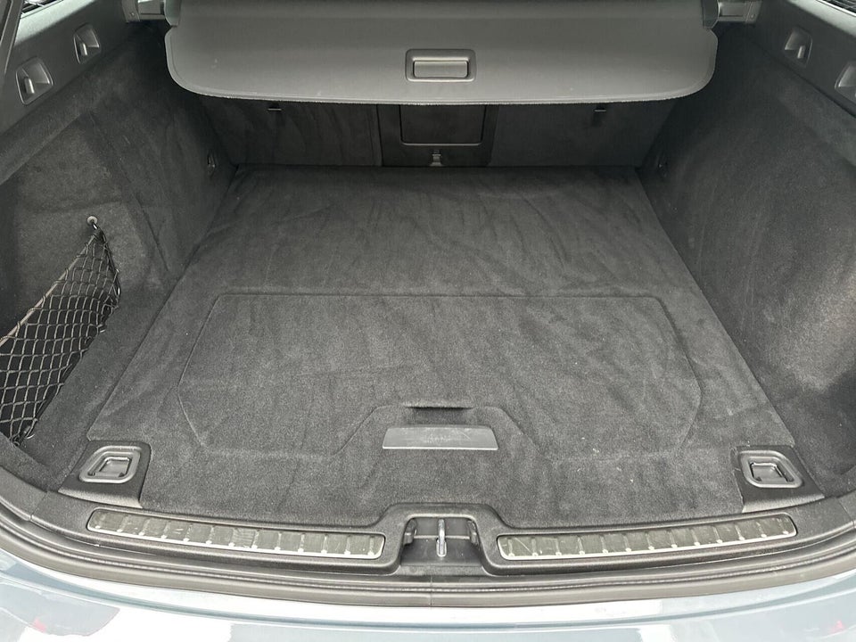 Volvo V60 2,0 T6 ReCharge R-Design aut. AWD 5d