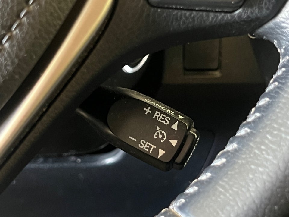 Toyota RAV4 2,0 D-4D T2 Van 5d