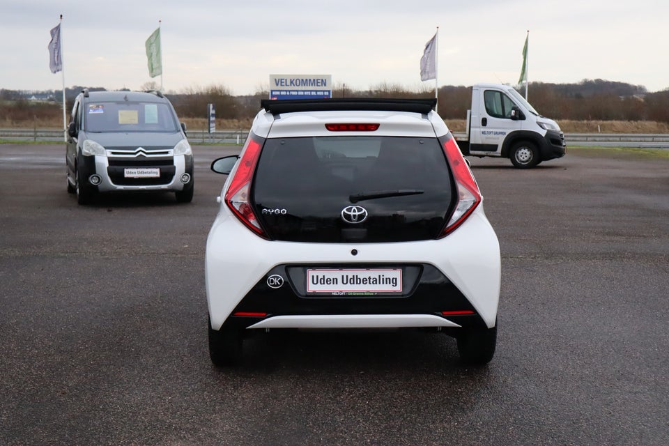 Toyota Aygo 1,0 VVT-i x-clusiv x-shift 5d