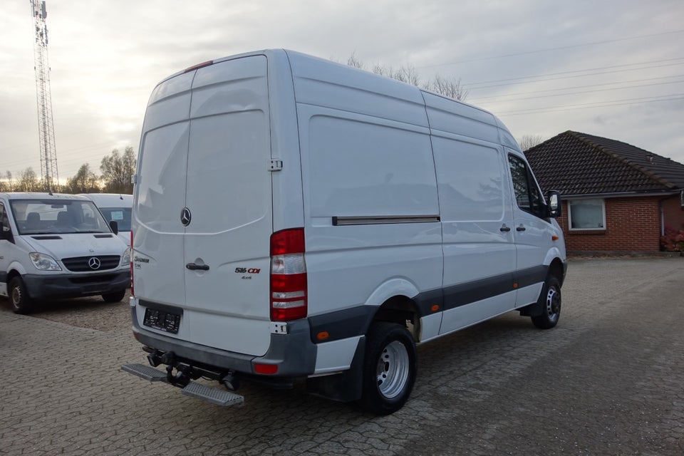 Mercedes Sprinter 516 2,2 CDi R2 Kassevogn 4x4 5d