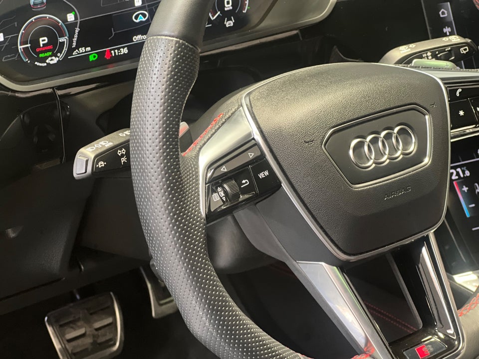 Audi Q8 e-tron 55 S-line quattro 5d