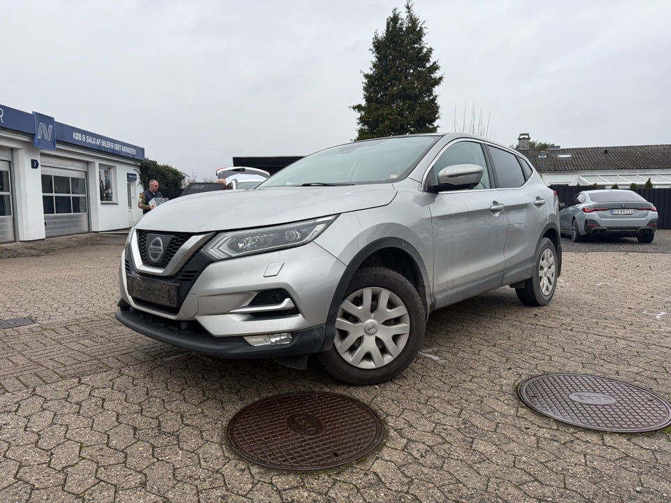 Nissan Qashqai 1,2 Dig-T 115 N-Connecta 5d