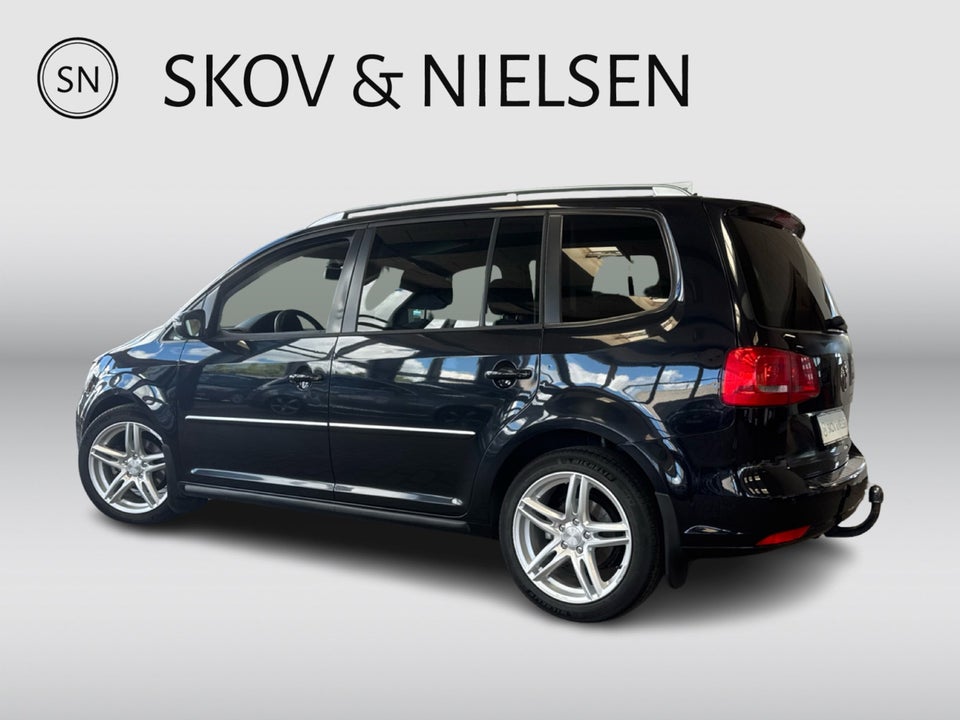 VW Touran 2,0 TDi 177 Highline DSG 7prs 5d