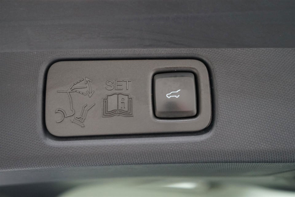 Ford Mustang Mach-E 75 Standard Range 5d