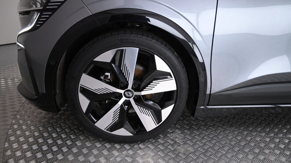 Renault Megane E-Tech 60 Techno 5d