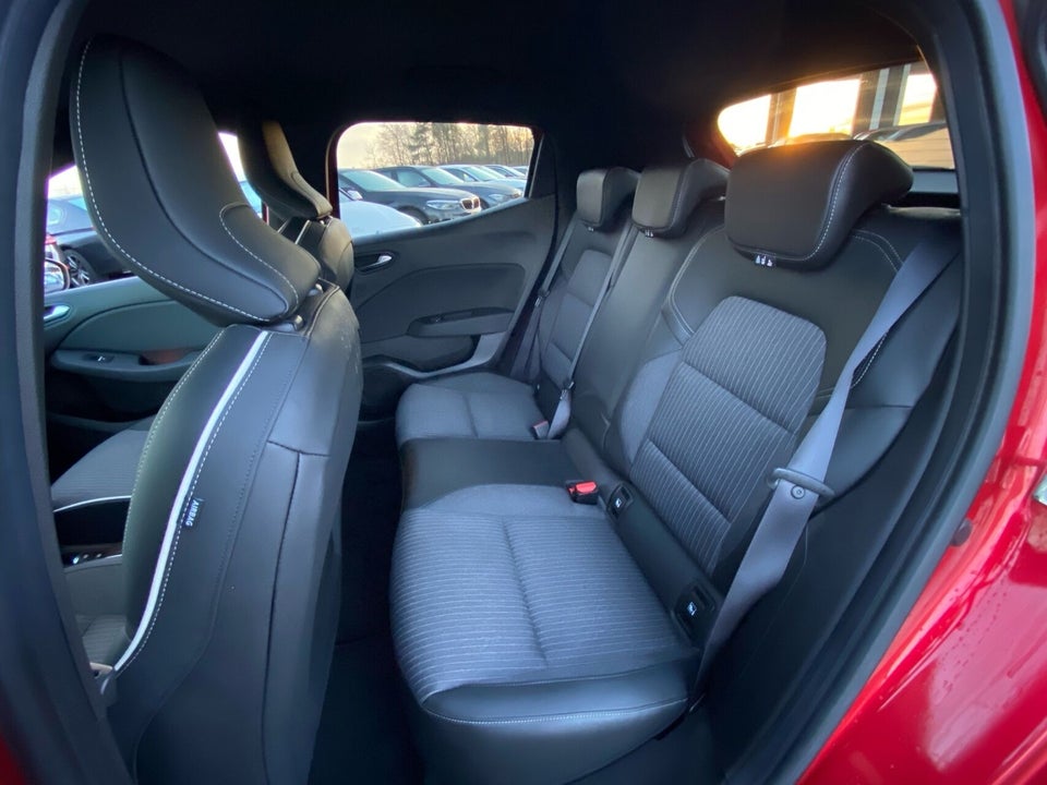 Renault Clio V 1,3 TCe 130 Intens EDC 5d