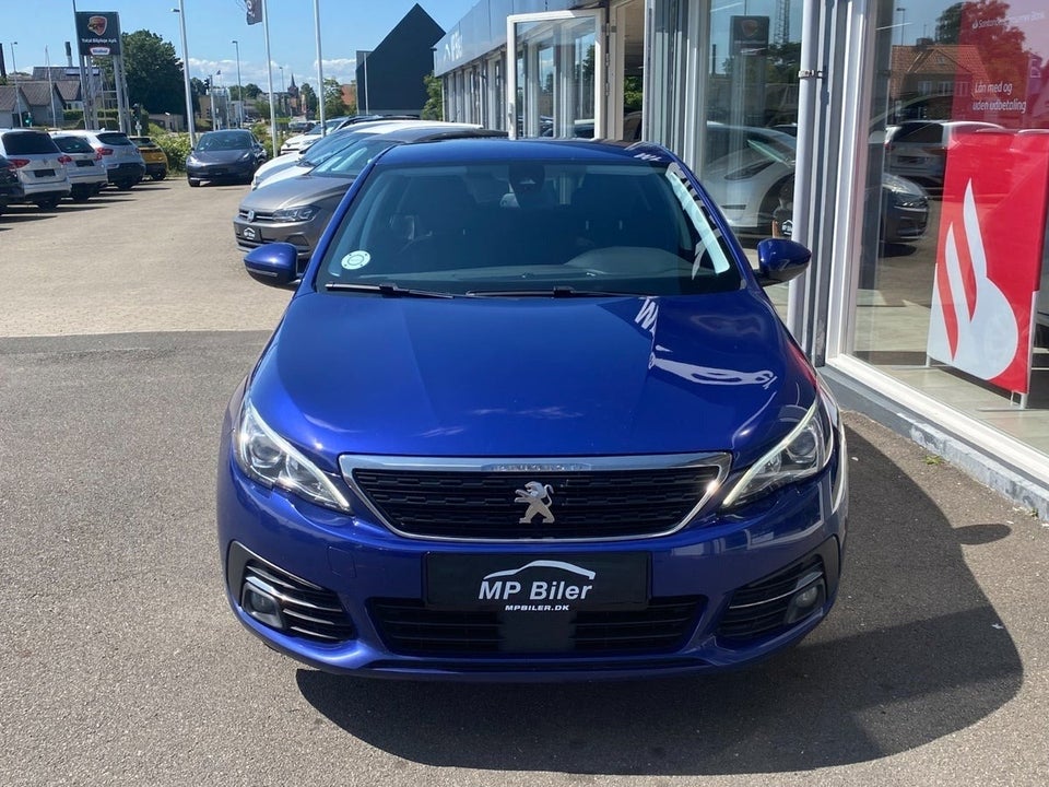 Peugeot 308 1,5 BlueHDi 130 Style+ 5d